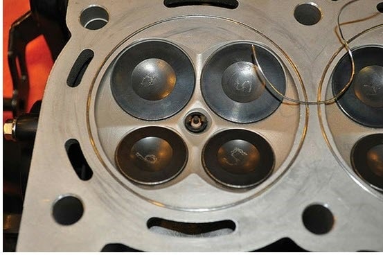 اورینگ اطراف اتاق احتراق روی سر سیلندر