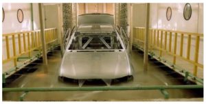 شستشو و چربی‌زدایی بدنه خودرو