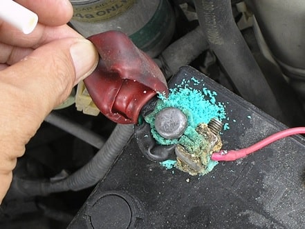 سولفاته زدن قطب‌های باتری