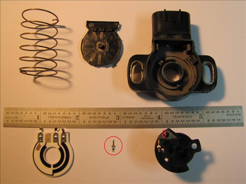  اجزا داخلی نوعی سنسور دریچه گاز 