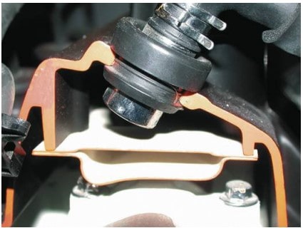 محل نصب نوعی سوپاپPCV 