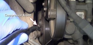 بررسی نشتی اطراف کمپرسور 