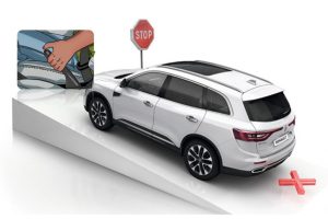 توقف خودرو در زمان عمل‌کردن ترمز دستی