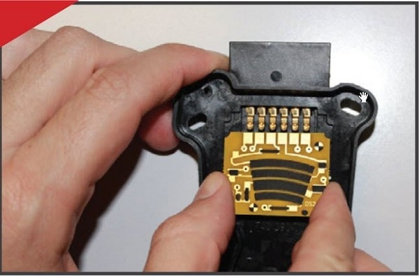 واحد مقاومت (sender resistor) سنسور پدال گاز