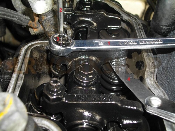 نحوه فیلرگیری سوپاپ‌های موتور