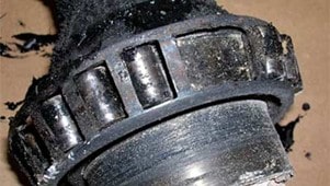 نمونه خرابی نوعی یاتاقان رولبرینگی